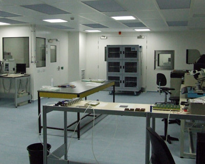 General view of ISO 5 clean room
